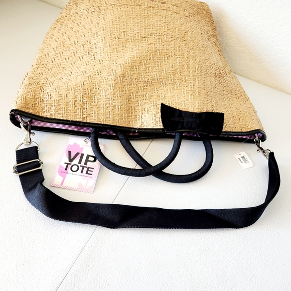 BBW Straw Beach Tote Crossbody - Picture 4 of 13